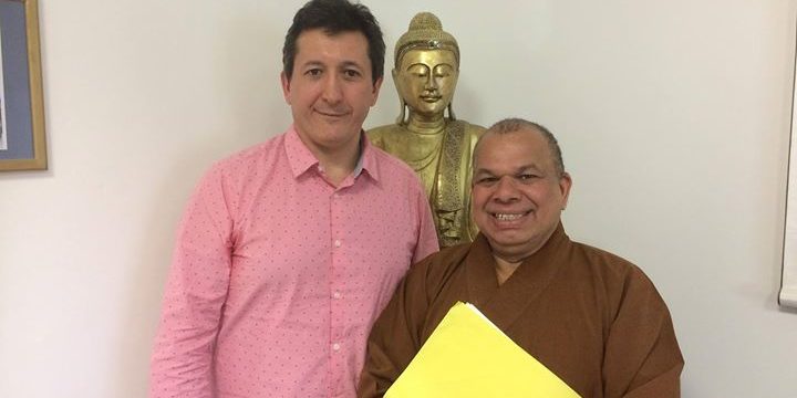 Le Vénérable Dr.T.Dhammaratana,Président de l'Académie Bouddique Linh-Son de Vit...