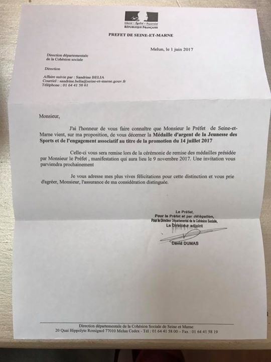 Remise de la médaille d'argent Jeunesse et sport 