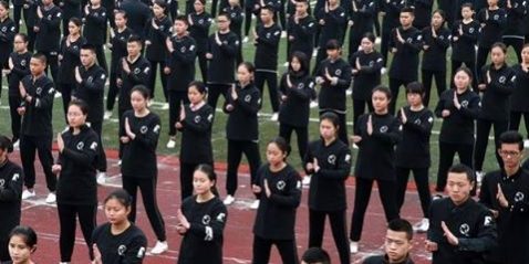 Wing Chun performance breaks Guinness record[1]- Chinadaily.com.cn