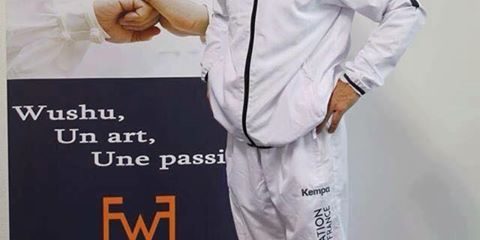 Si voulez soutenir la Fédération ,vous pouvez vous procurer le survêtement FWF 
...