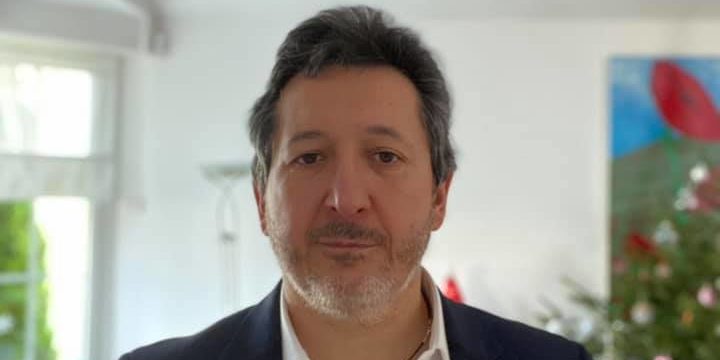 Bonjour , Je tenais à m’adresser à vous ,vous pratiquants d’Arts Énergétiques e...